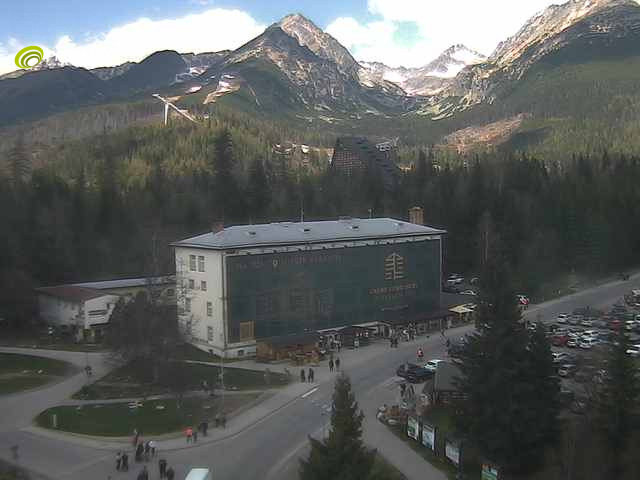 Pohad na Vysok Tatry zo trbskho Plesa